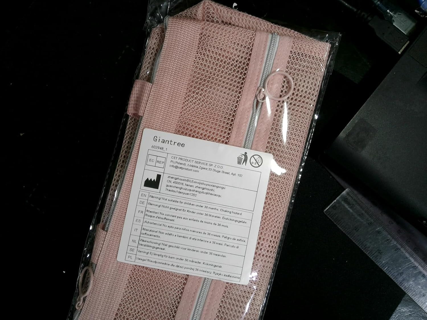Mesh Shower Caddy Bag, Portable Small Hanging Toiletry Tote Bag with Zipper, Shower Caddy Quick Dry Mesh Tote Bag for Gym, Travel, Camp, Beach, for Sunscreen, Dorm & College Essentials(Pink)